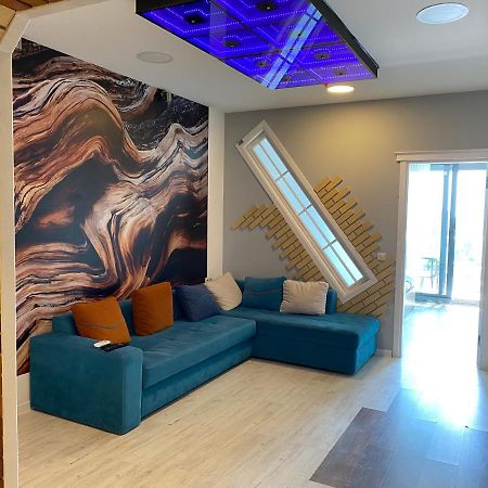 Apartment In Porta Batumi Tower Eksteriør bilde