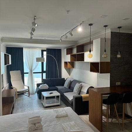 Apartment In Porta Batumi Tower Eksteriør bilde