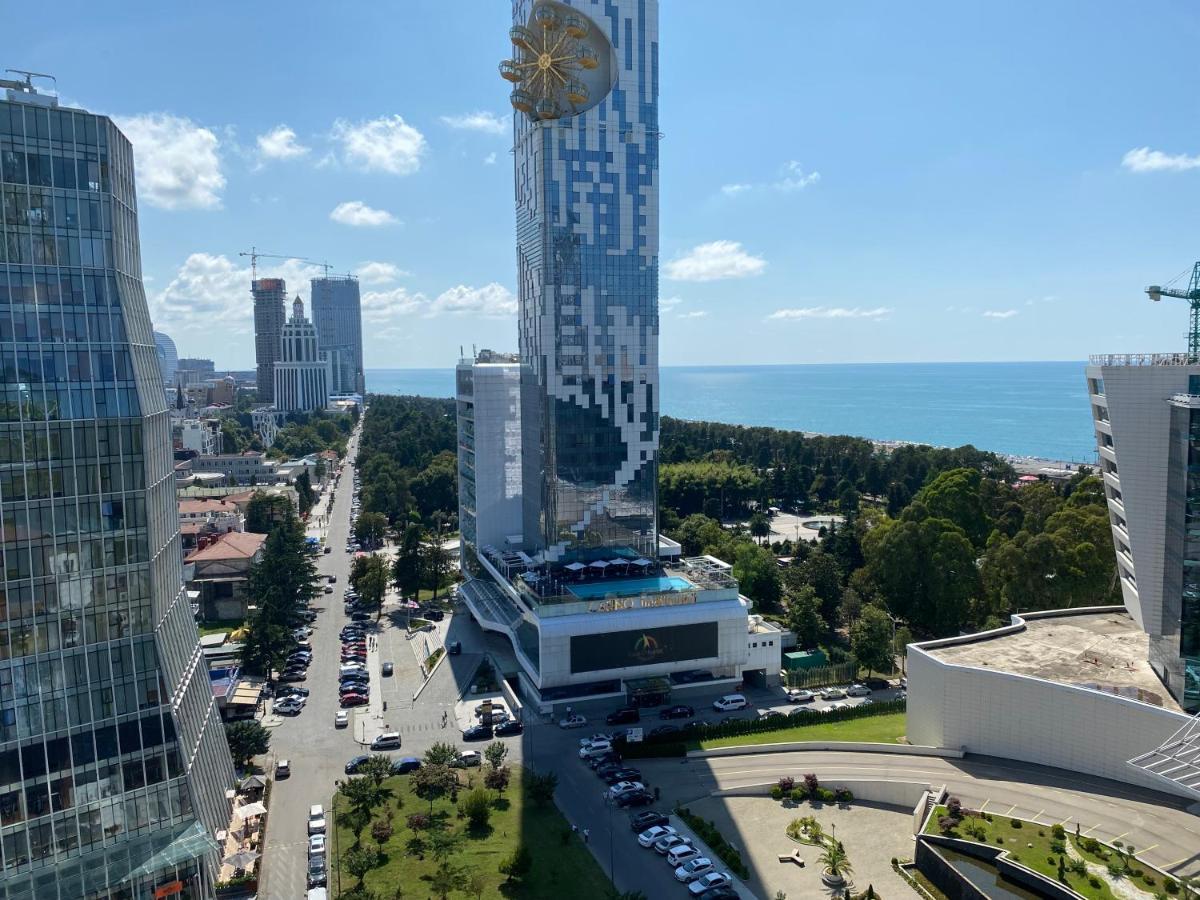 Apartment In Porta Batumi Tower Eksteriør bilde
