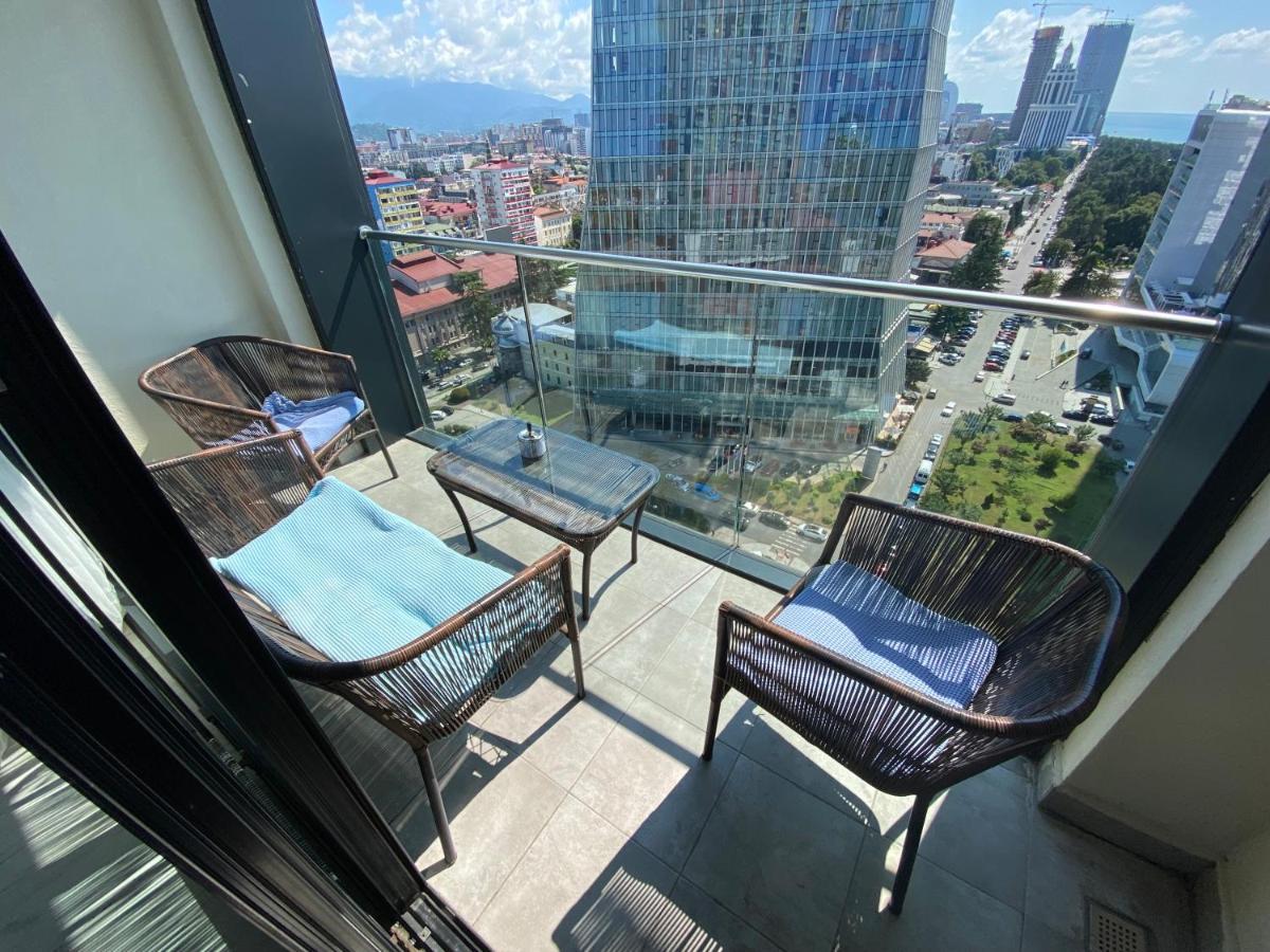 Apartment In Porta Batumi Tower Eksteriør bilde