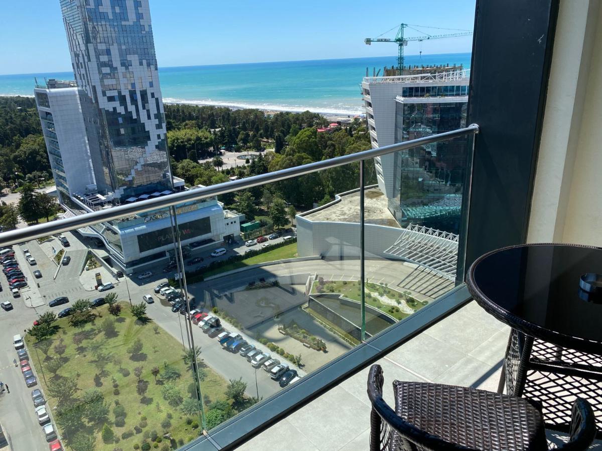 Apartment In Porta Batumi Tower Eksteriør bilde