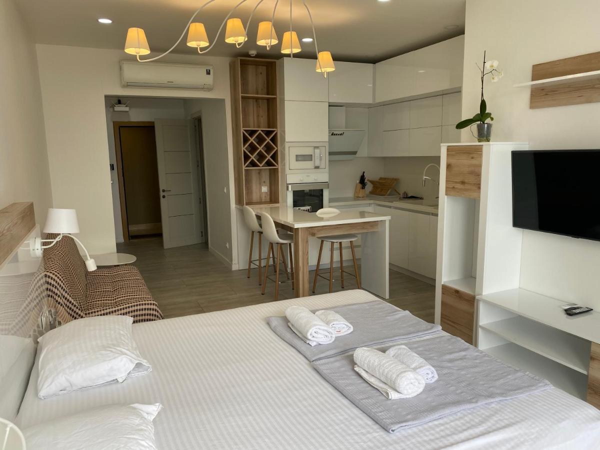 Apartment In Porta Batumi Tower Eksteriør bilde