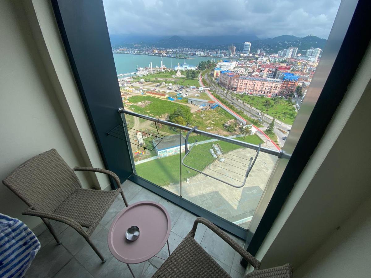Apartment In Porta Batumi Tower Eksteriør bilde